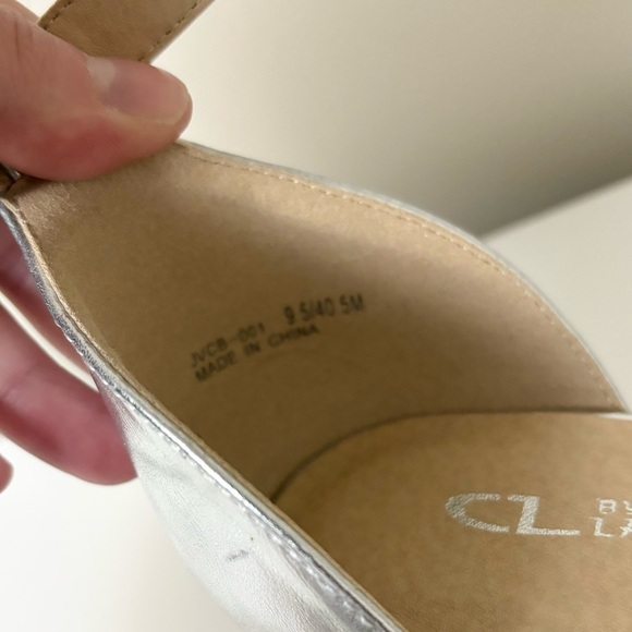 Chinese Laundry Jody block heel sandal silver size 9.5 women’s - Picture 7 of 7